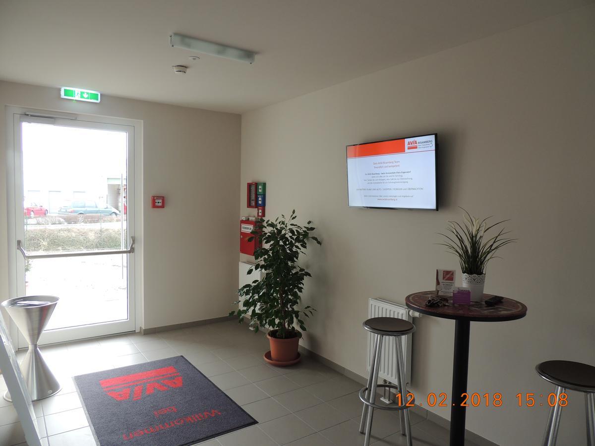 Avia Motel Bisamberg コルノイブルク エクステリア 写真